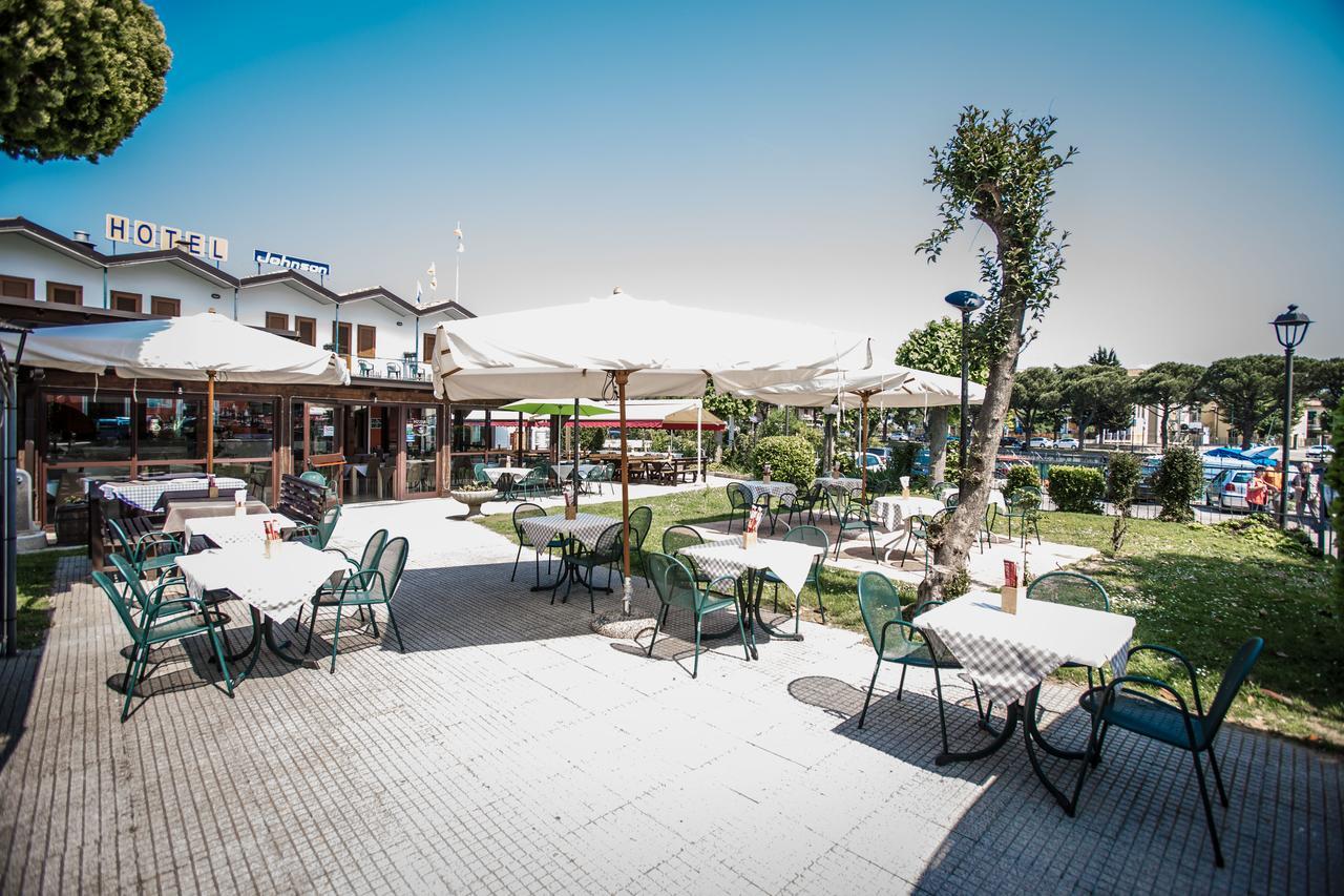 Hotel Johnson Peschiera del Garda Luaran gambar