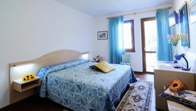 Hotel Johnson Peschiera del Garda Luaran gambar