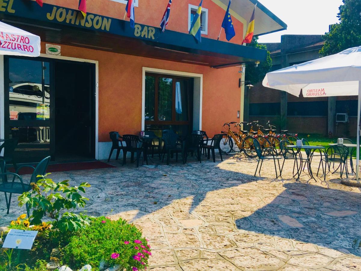 Hotel Johnson Peschiera del Garda Luaran gambar